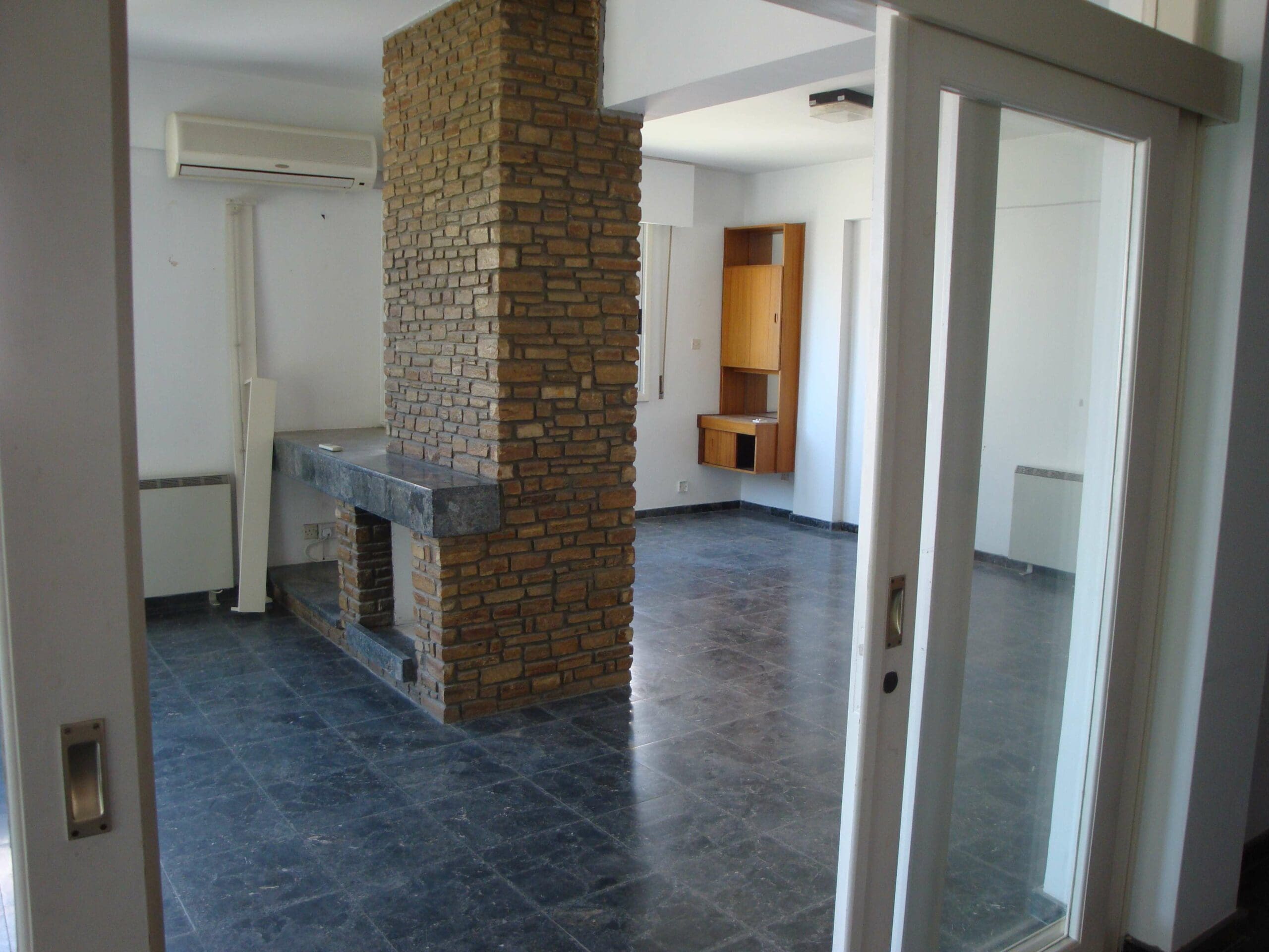 230m² Office for Rent in Makedonitissa, Nicosia District