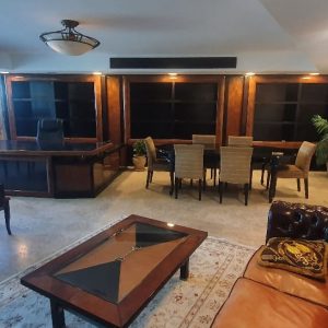 Офис 705 м² в аренду в районе Лимассола