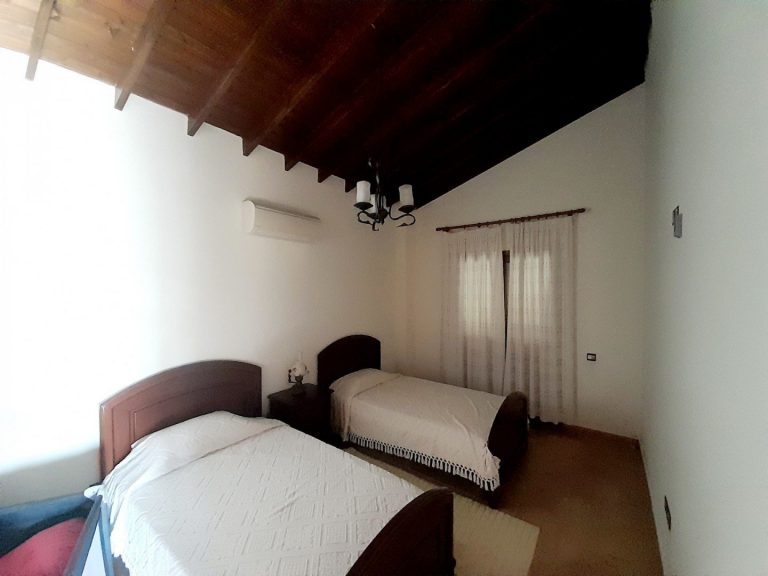 Σπίτι 3 Υπνοδωματίων προς Ενοικίαση στη Χούλου, Επαρχία Πάφου