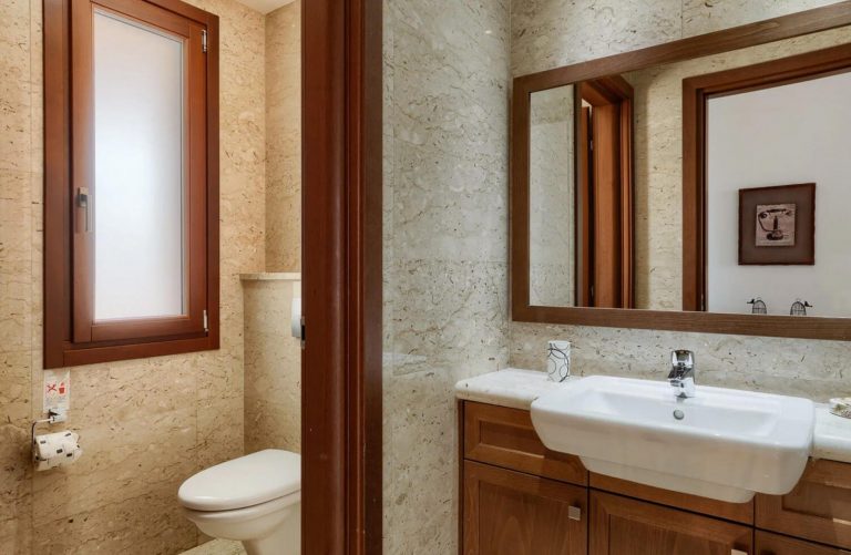 2 Bedroom House for Sale in Aphrodite Hills, Paphos District