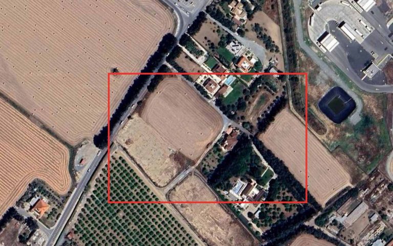 3,242m² Residential Plot for Sale in Meneou, Larnaca District