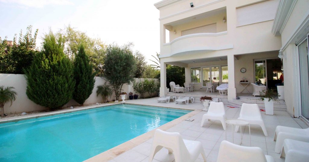 6+ Bedroom House for Sale in Engomi, Nicosia District