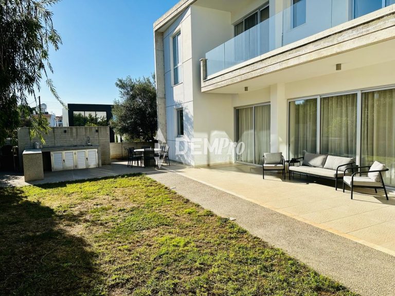 5 Bedroom House for Sale in Konia, Paphos District