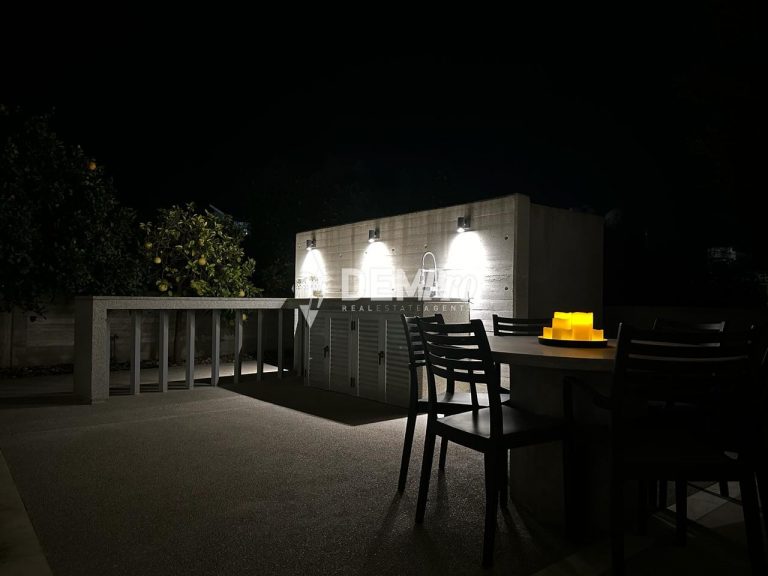 5 Bedroom House for Sale in Konia, Paphos District