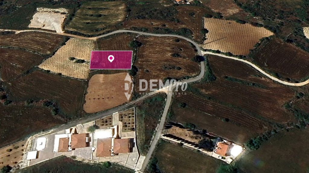 1,339m² Plot for Sale in Kathikas, Paphos District