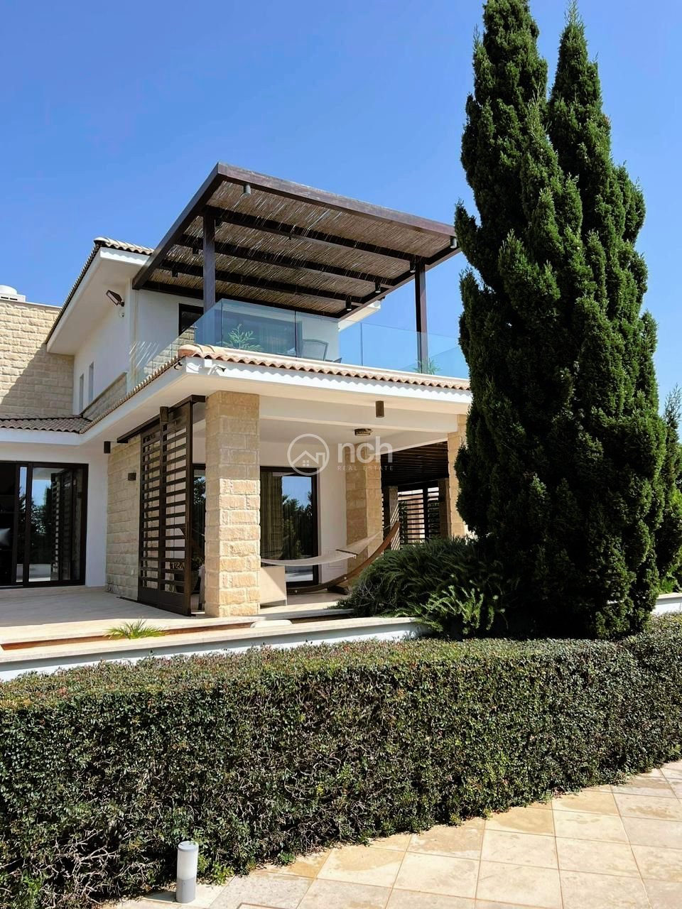 4 Bedroom Villa for Sale in Kouklia Pafou, Paphos District