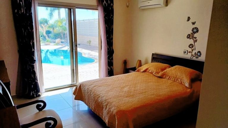 5 Bedroom House for Rent in Sea Caves, Paphos District