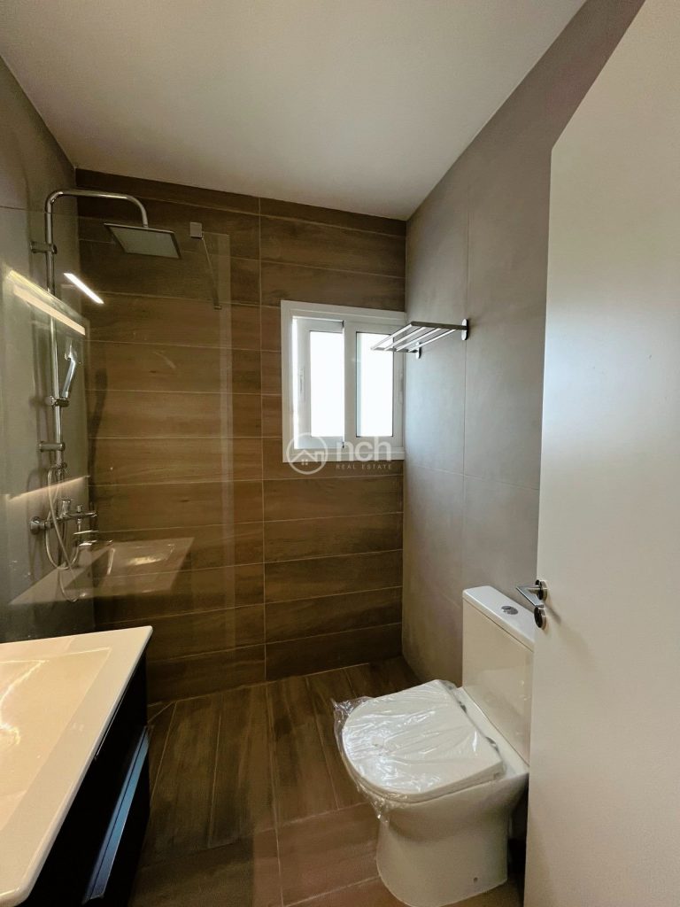 2 Bedroom Apartment for Sale in Agioi Omologites, Nicosia District