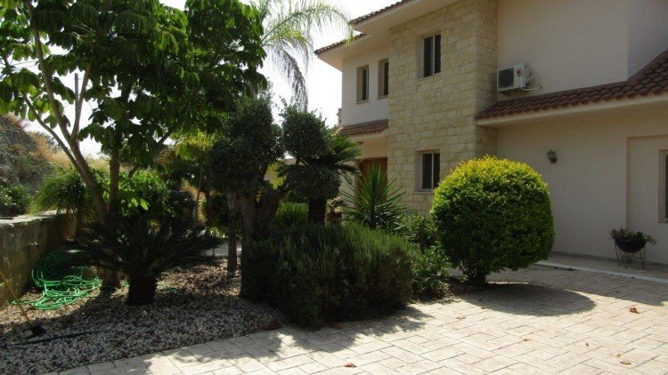 4 Bedroom House for Rent in Pyrgos Lemesou, Limassol District