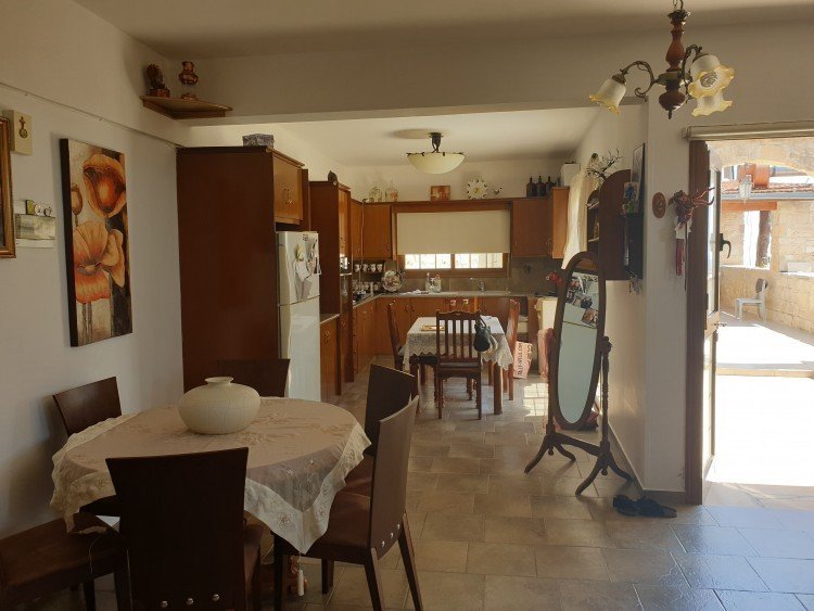 4 Bedroom House for Rent in Pachna, Limassol District