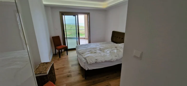 3 Bedroom Apartment for Sale in Tombs Of the Kings, Paphos District