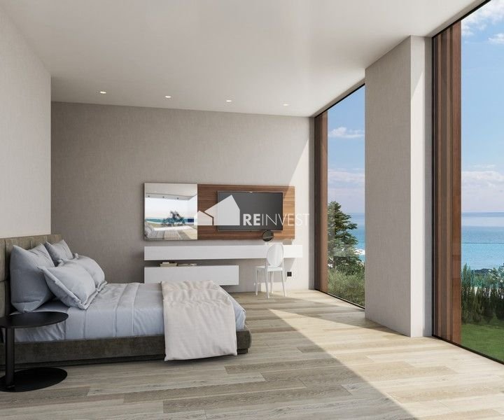 5 Bedroom House for Sale in Famagusta – Agia Napa