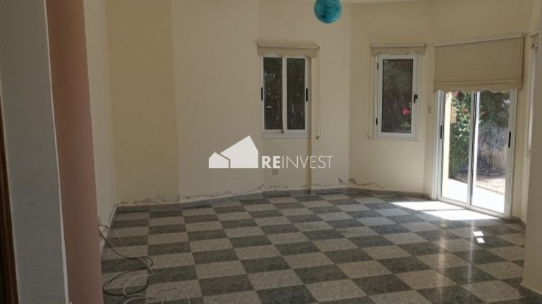 4 Bedroom House for Sale in Paphos – Emba