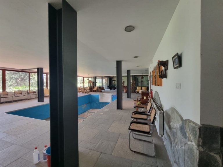 6+ Bedroom House for Sale in Moniatis, Limassol District