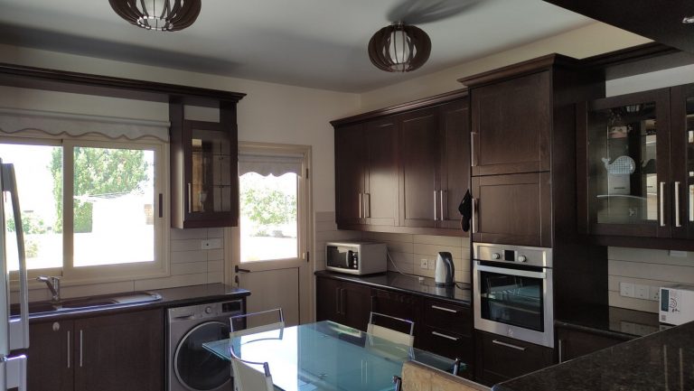 3 Bedroom Apartment for Rent in Geroskipou, Paphos District