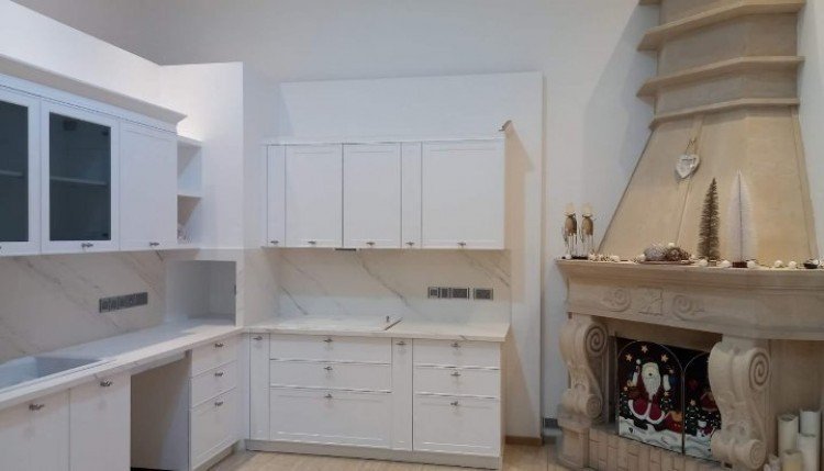 6+ Bedroom House for Rent in Limassol District