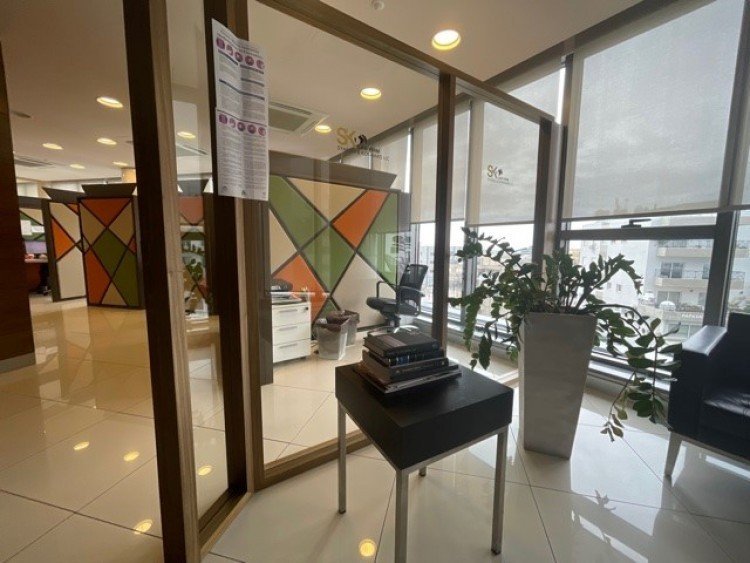 507m² Office for Rent in Limassol – Mesa Geitonia