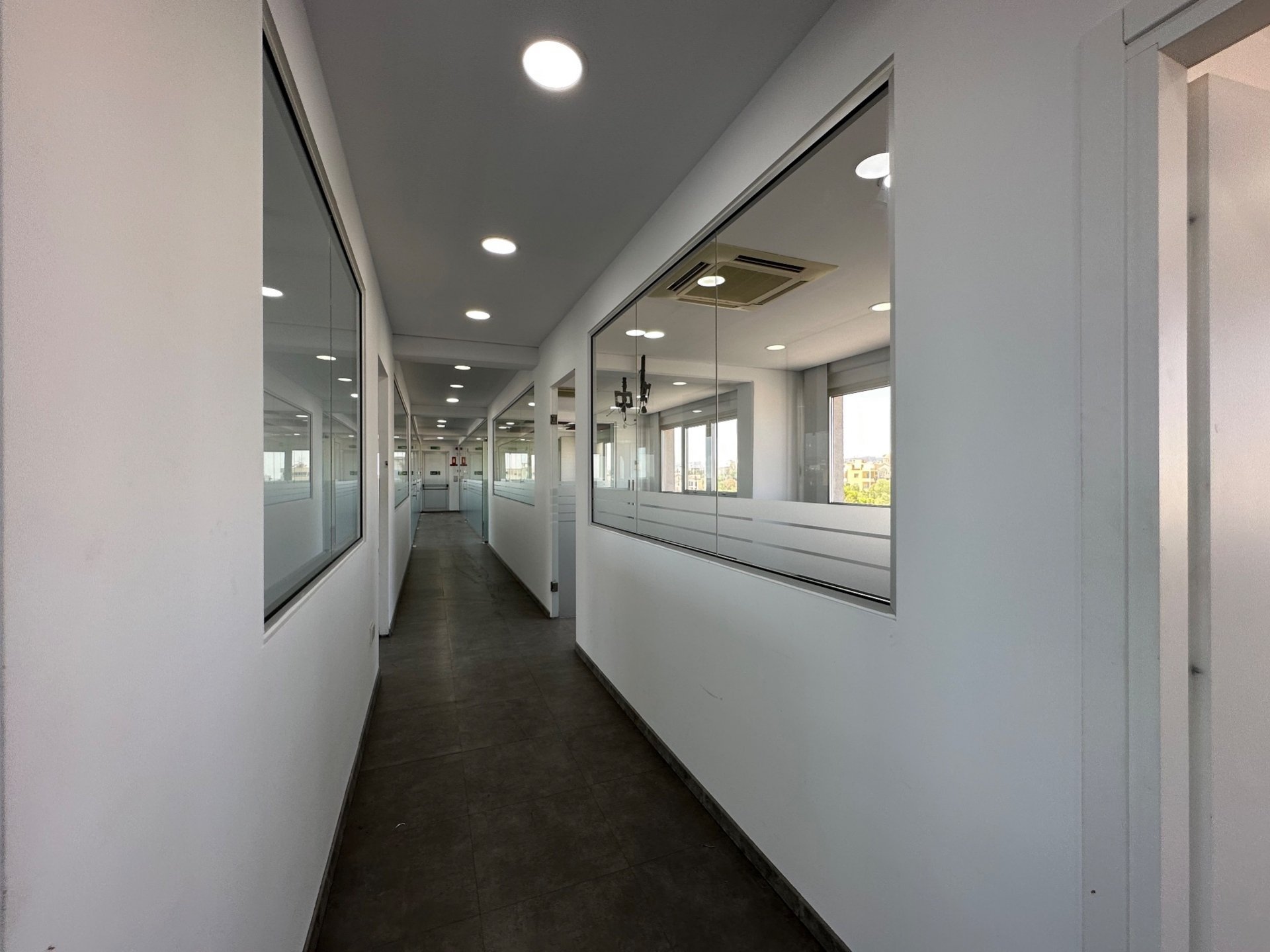 350m² Office for Rent in Limassol – Mesa Geitonia