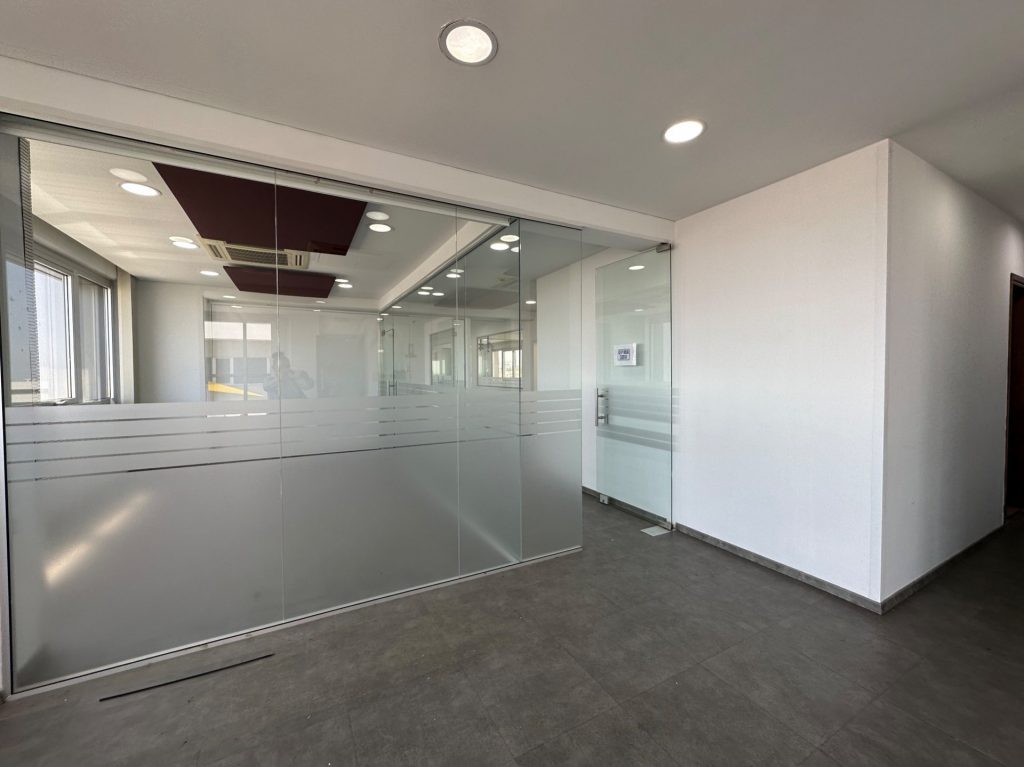 350m² Office for Rent in Limassol – Mesa Geitonia