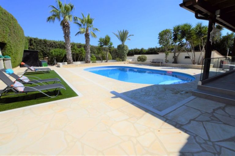 4 Bedroom House for Sale in Tala, Paphos District