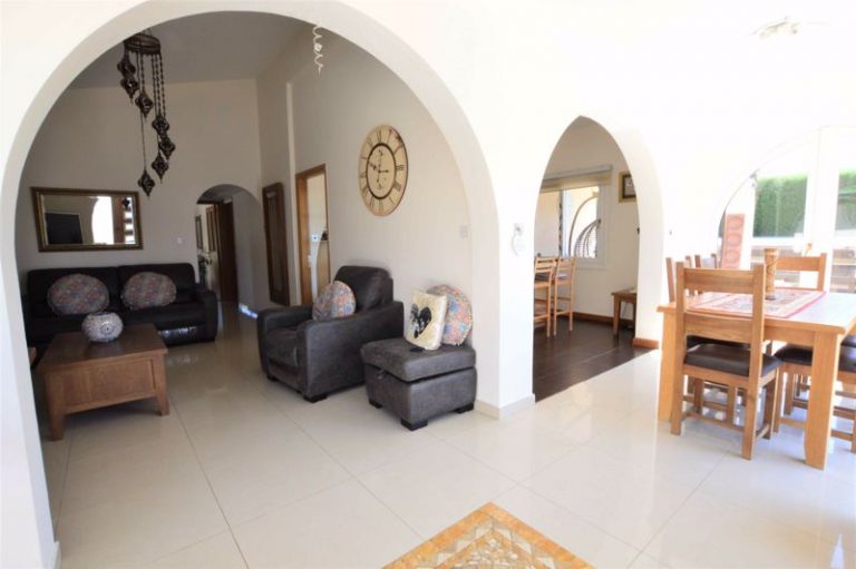 4 Bedroom House for Sale in Tala, Paphos District