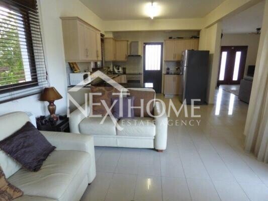 4 Bedroom House for Sale in Oroklini, Larnaca District