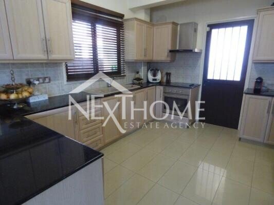 4 Bedroom House for Sale in Oroklini, Larnaca District