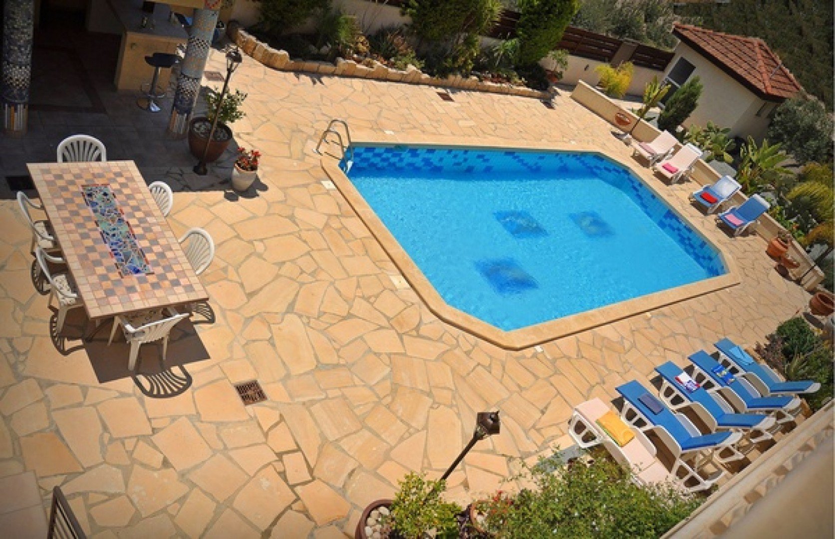 6+ Bedroom House for Rent in Kolossi, Limassol District