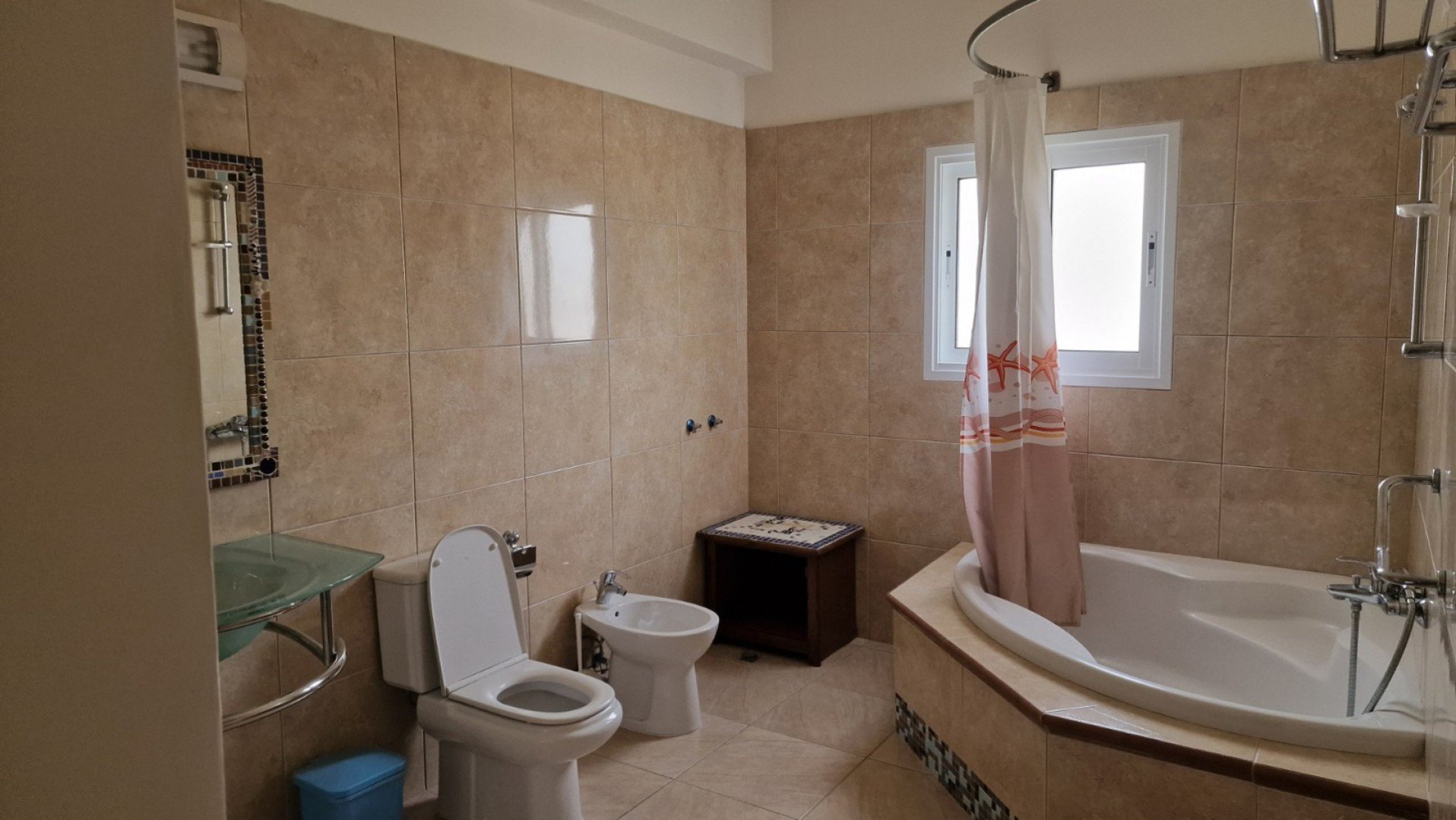 6+ Bedroom House for Rent in Kolossi, Limassol District