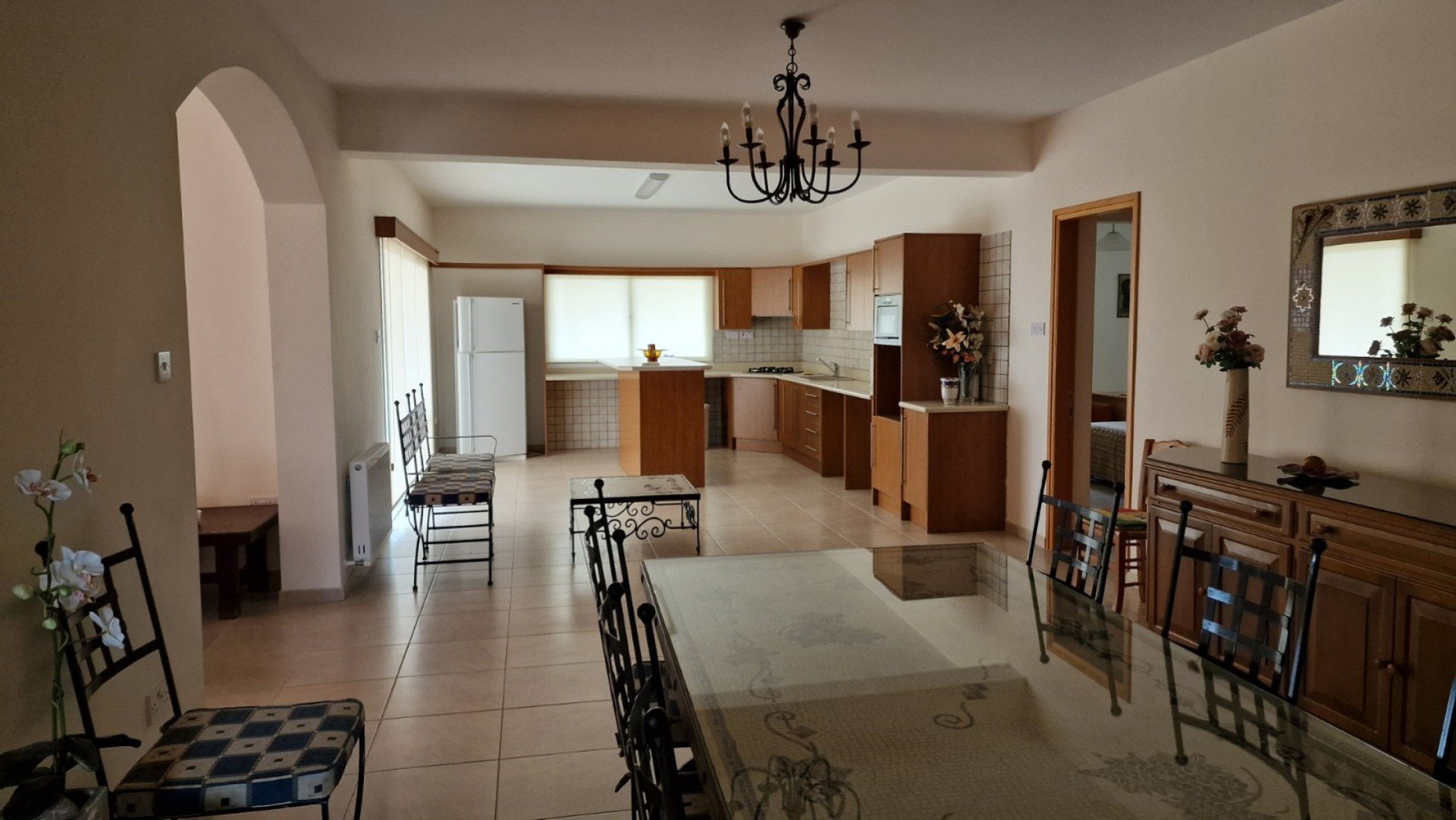 6+ Bedroom House for Rent in Kolossi, Limassol District
