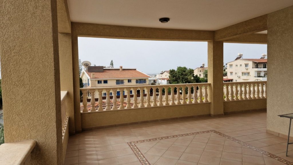 6+ Bedroom House for Rent in Kolossi, Limassol District