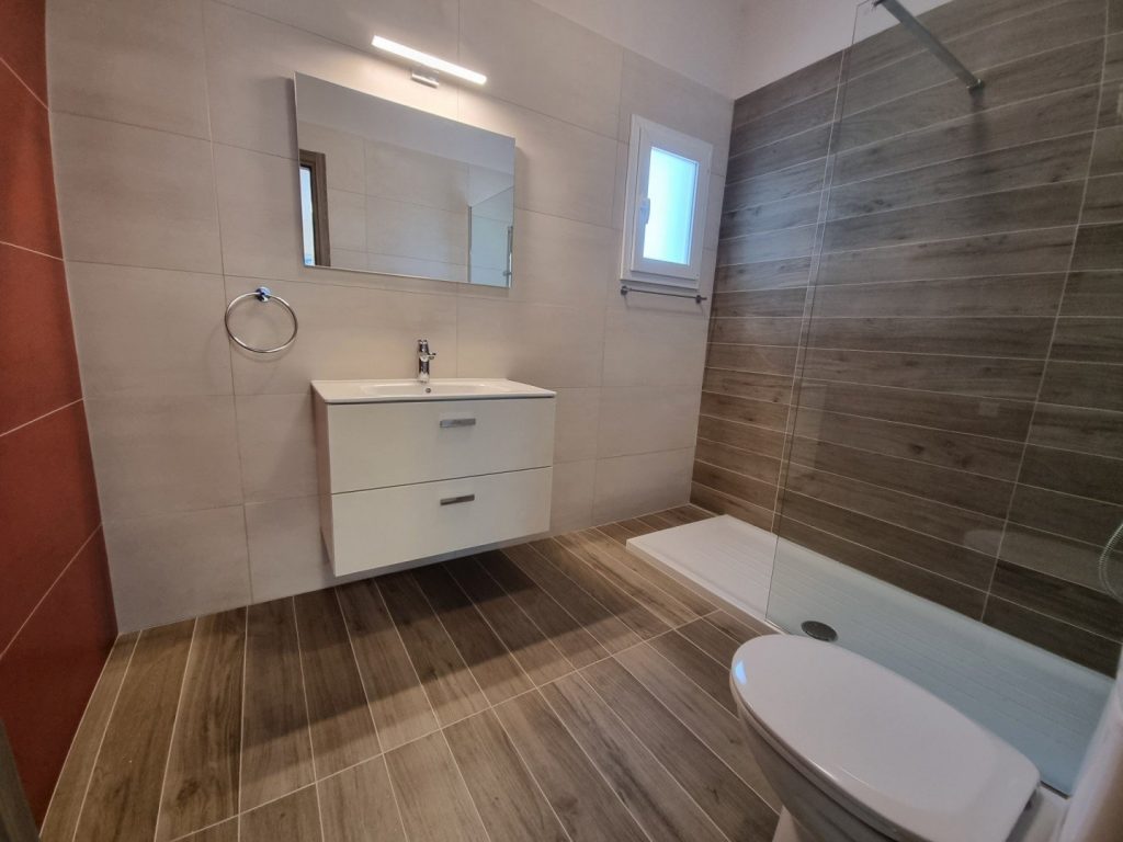 4 Bedroom Apartment for Rent in Parekklisia, Limassol District