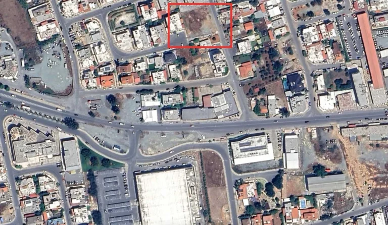 2,423m² Plot for Sale in Kato Polemidia, Limassol District