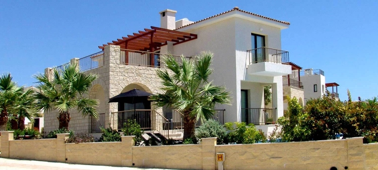 2 Bedroom House for Sale in Kouklia, Paphos District