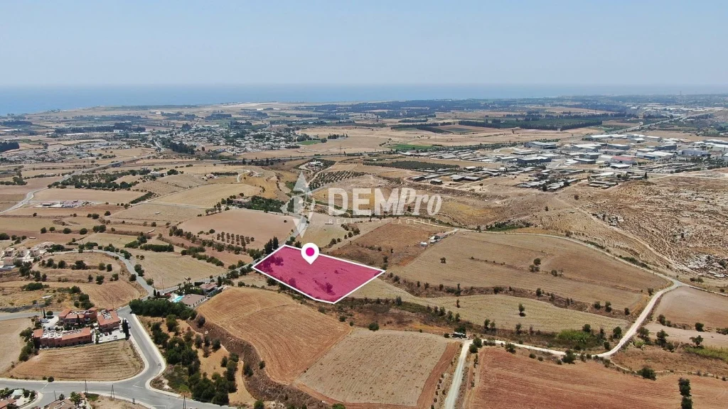 8,443m² Plot for Sale in Anarita, Paphos District