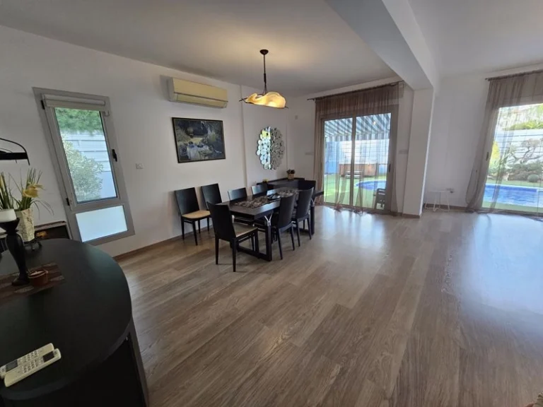 5 Bedroom Villa for Sale in Germasogeia, Limassol District