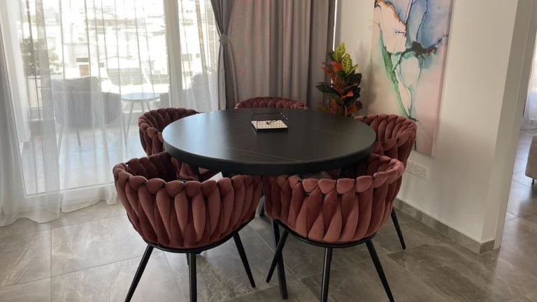 2 Bedroom Apartment for Rent in Kamares, Larnaca District