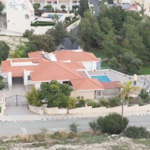 6+ Bedroom House for Sale in Agios Tychonas, Limassol District