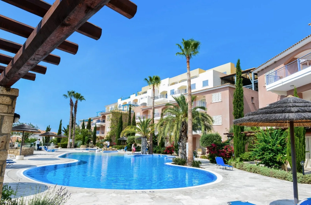 2 Bedroom Apartment for Sale in Geroskipou, Paphos District