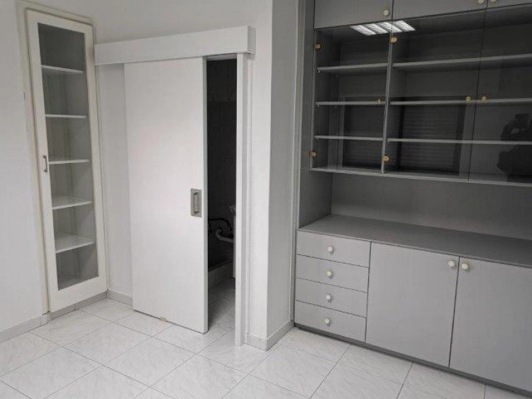 90m² Office for Rent in Limassol – Agia Zoni
