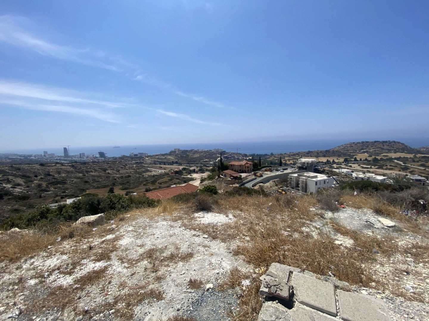 961m² Plot for Sale in Agios Tychonas, Limassol District