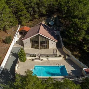 3 Bedroom House for Sale in Pano Platres, Limassol District