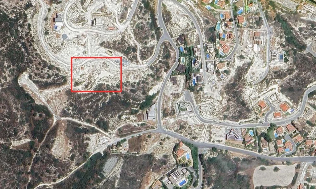 1,167m² Residential Plot for Sale in Agios Tychonas, Limassol District