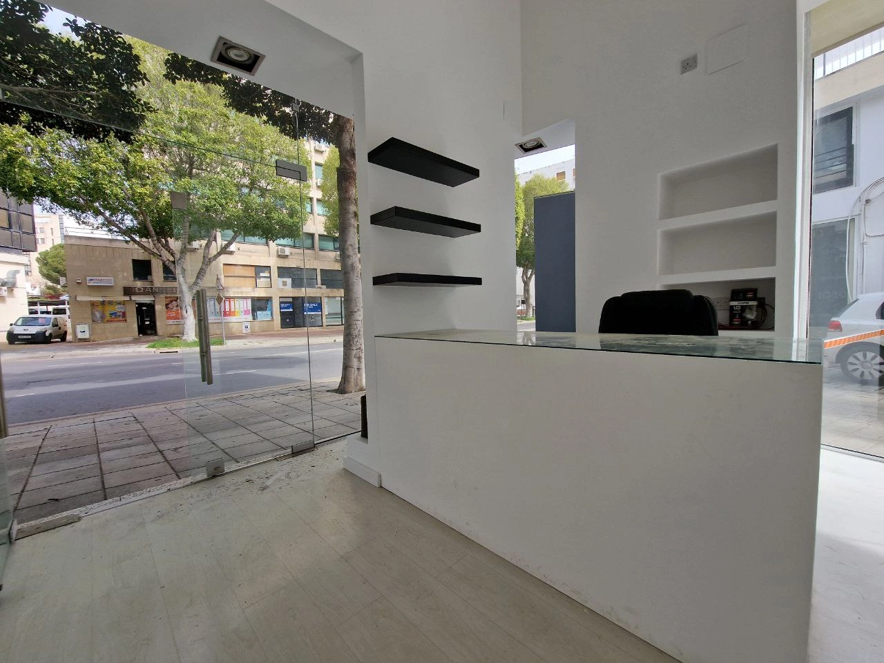 60m² Office for Rent in Agioi Omologites, Nicosia District