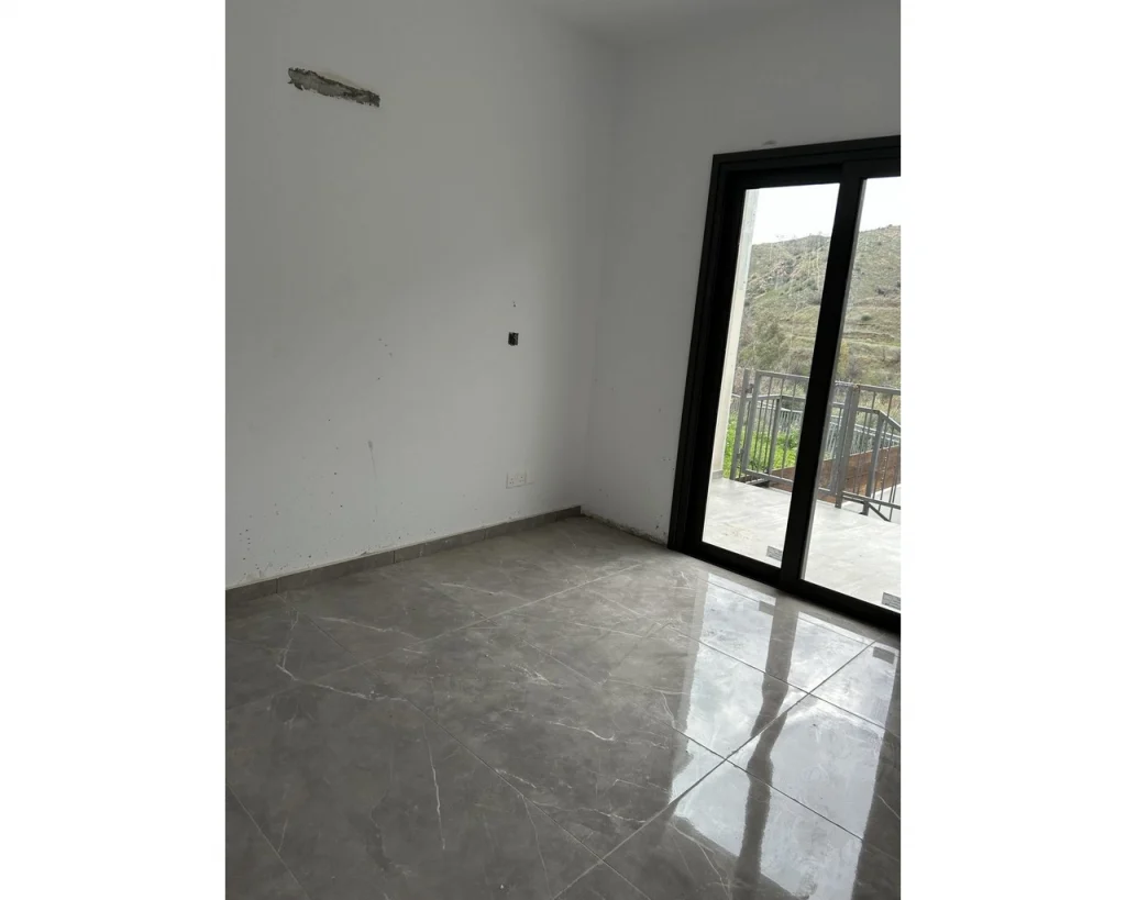 2 Bedroom House for Sale in Arakapas, Limassol District
