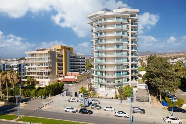 2 Bedroom Apartment for Sale in Agios Tychonas, Limassol District