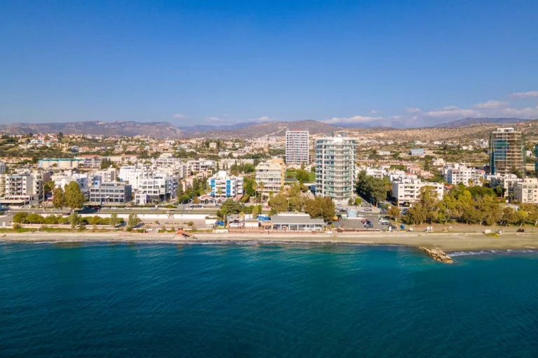 2 Bedroom Apartment for Sale in Agios Tychonas, Limassol District