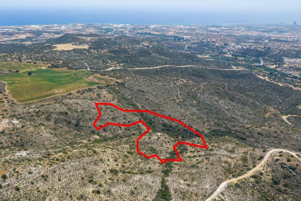 32,108m² Plot for Sale in Choirokoitia, Larnaca District
