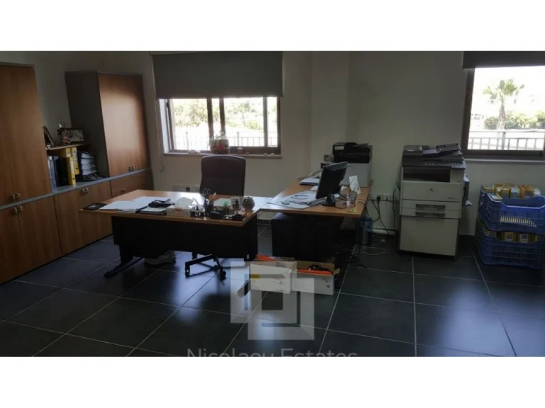 5780m² Building for Sale in Kato Polemidia, Limassol District