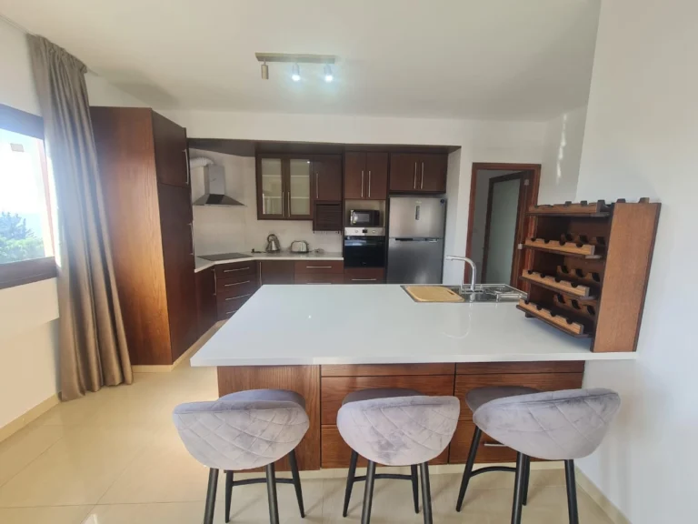 3 Bedroom Apartment for Rent in Kissonerga, Paphos District